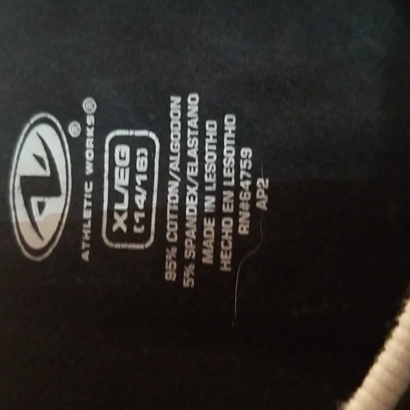 Long sleeve tshirt  sizeXL 14-16 - Picture 2 of 4